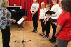 11_SVO_Chorkonzert_Jugendchor_Dirigentin